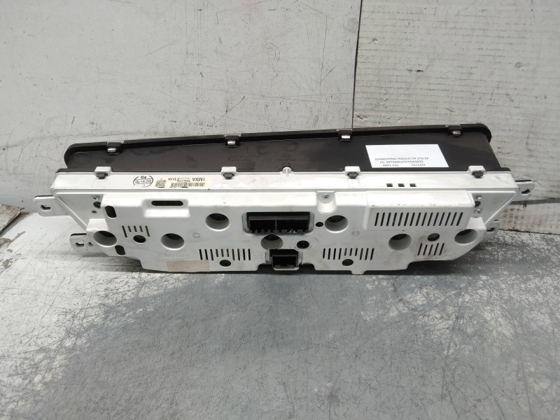 Recambio de cuadro instrumentos para ssangyong rodius xdi referencia OEM IAM 8020021402 11001131120S 