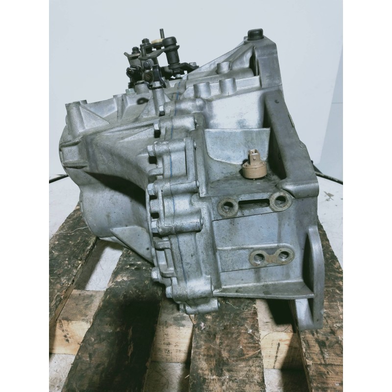 Recambio de caja cambios para hyundai santa fe (bm) 2.2 crdi classic (2wd) referencia OEM IAM Y070501577 4300038070 5V