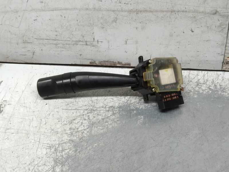 Recambio de mando limpia para ssangyong rodius xdi referencia OEM IAM   