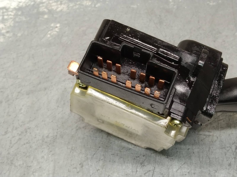 Recambio de mando limpia para ssangyong rodius xdi referencia OEM IAM   