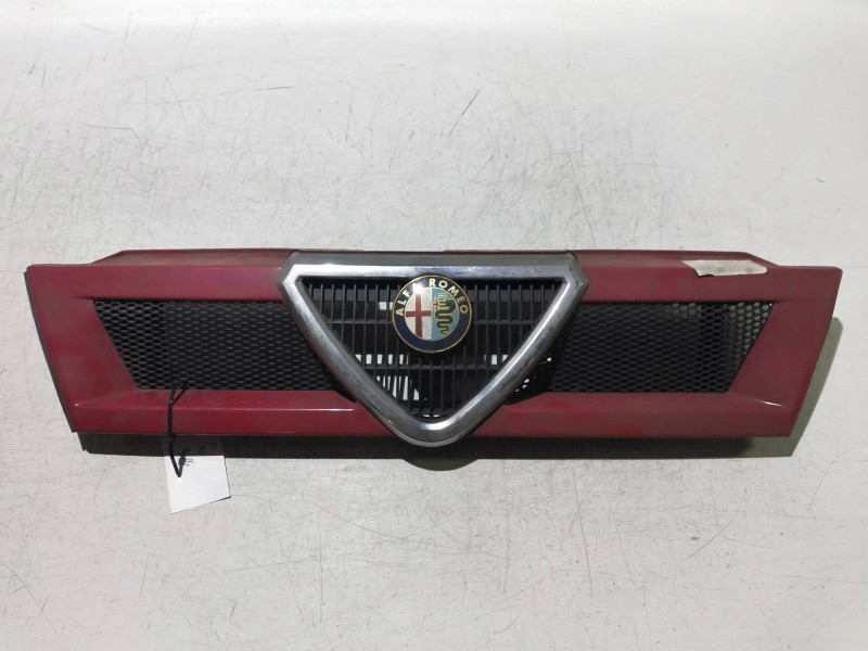 Recambio de rejilla delantera para alfa romeo 33 berlina referencia OEM IAM   