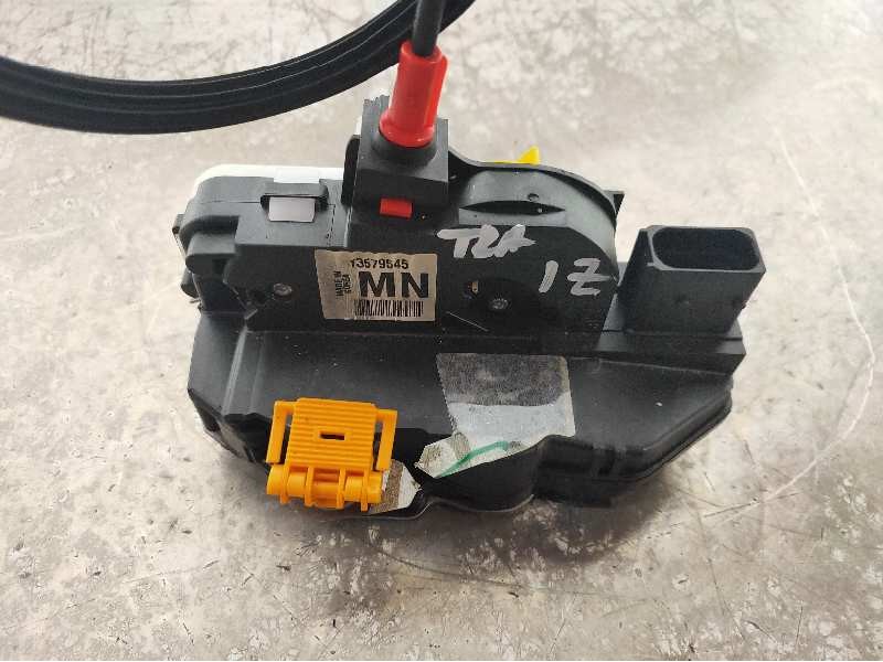 Recambio de motor cierre centralizado trasero izquierdo para opel mokka x color edition start/stop referencia OEM IAM 13579545  