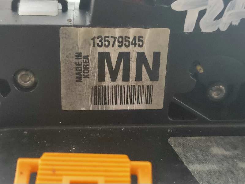 Recambio de motor cierre centralizado trasero izquierdo para opel mokka x color edition start/stop referencia OEM IAM 13579545  