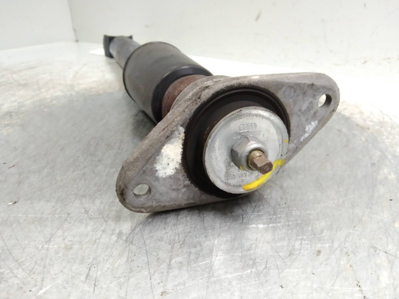 Recambio de amortiguador trasero para audi a8 (d2) 4.2 v8 32v referencia OEM IAM 4D0513031H  