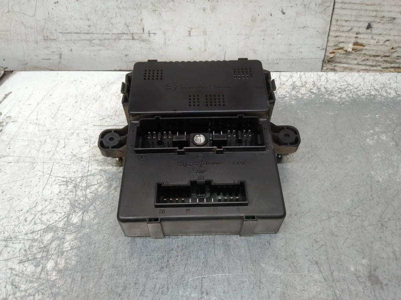 Recambio de modulo electronico para ssangyong rodius xdi referencia OEM IAM 8232021031  