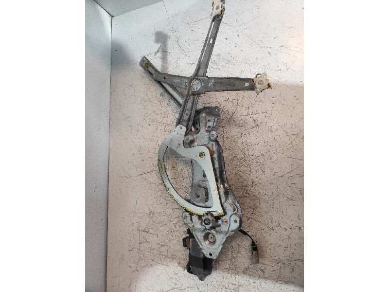 Recambio de elevalunas delantero derecho para bmw serie 5 berlina (e34) 520i (110kw) referencia OEM IAM 0130821192  