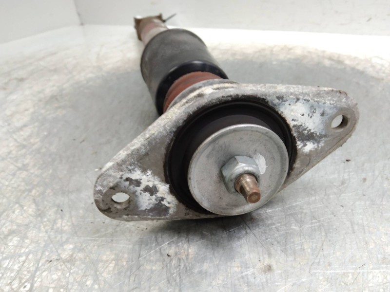 Recambio de amortiguador trasero para audi s8 (d2) 4.2 referencia OEM IAM 4D0513031M  