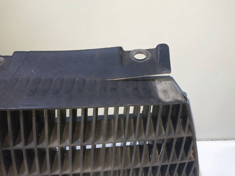 Recambio de rejilla delantera para alfa romeo 155 2.0 turbodiesel referencia OEM IAM   