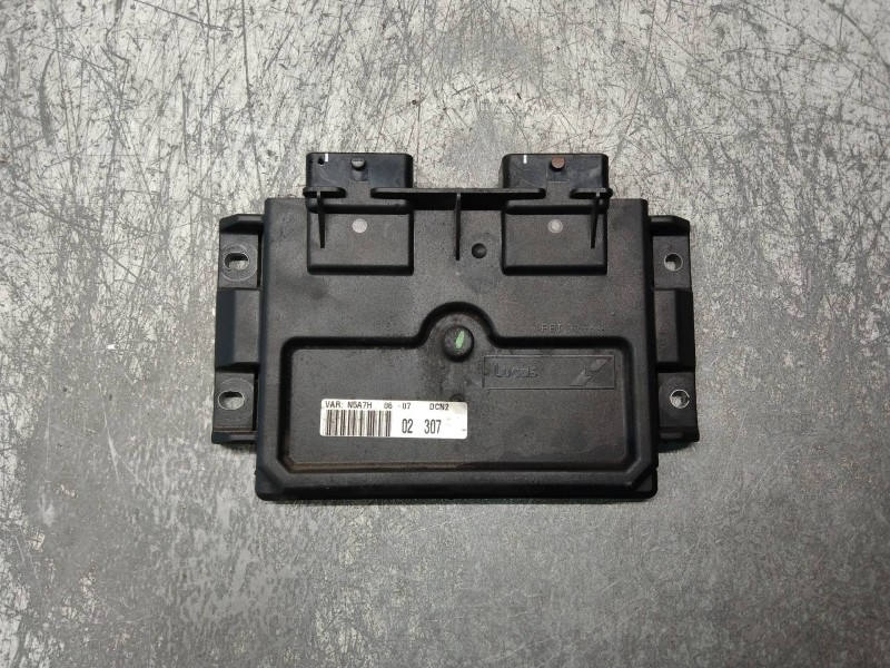 Recambio de centralita motor uce para peugeot 306 berlina 3/4/5 puertas (s2) boulebard referencia OEM IAM R04080022E 9639587680 