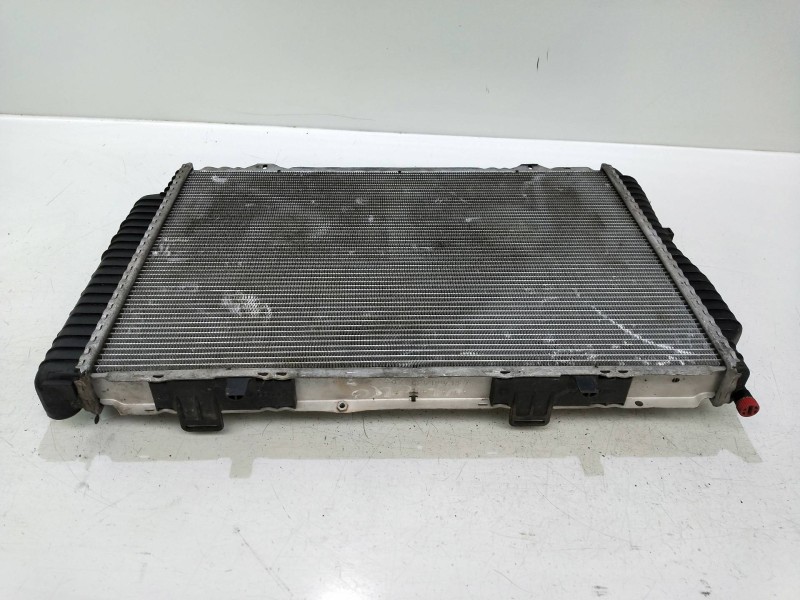 Recambio de radiador agua para mercedes clase c (w202) berlina 2.0 16v cat referencia OEM IAM 2025004103   Recambio de radiador agua para mercedes clase c (w202) berlina 2.0 16v cat referencia OEM IAM 2025004103