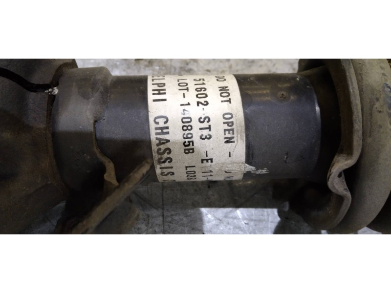 Recambio de amortiguador delantero izquierdo para honda civic berlina .5 (ma/mb) 1.6 ls (mb1) referencia OEM IAM   