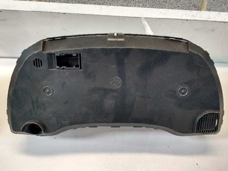 Recambio de cuadro instrumentos para fiat punto berlina (188) 1.9 diesel eco referencia OEM IAM 46753571 3 90689 6063099906