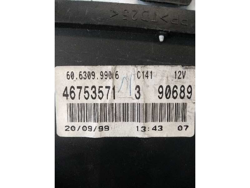 Recambio de cuadro instrumentos para fiat punto berlina (188) 1.9 diesel eco referencia OEM IAM 46753571 3 90689 6063099906