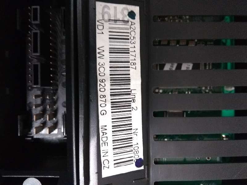 Recambio de cuadro instrumentos para volkswagen passat berlina (3c2) highline referencia OEM IAM 3C0920870G  