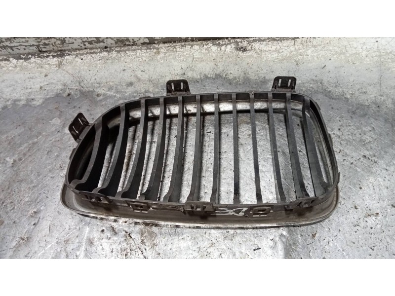 Recambio de rejilla delantera para bmw serie 1 coupe (e82) 120d referencia OEM IAM   DERECHA