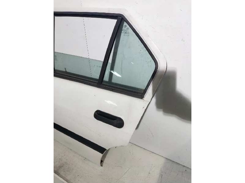Recambio de puerta trasera izquierda para alfa romeo 33 berlina 1.7 referencia OEM IAM   
