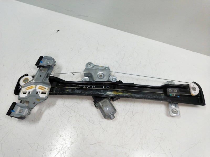 Recambio de elevalunas delantero derecho para opel mokka 1.7 16v cdti referencia OEM IAM 98810SUV20 001100430113 5P