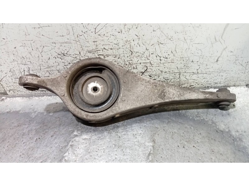 Recambio de brazo suspension inferior trasero derecho para volvo v60 kombi kinetic referencia OEM IAM   
