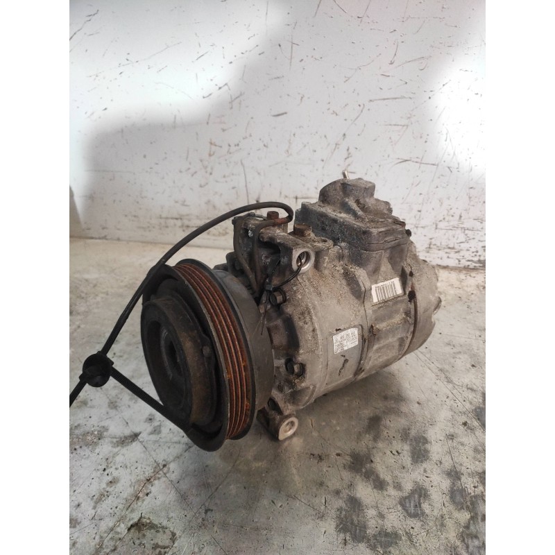 Recambio de compresor aire acondicionado para volkswagen passat variant (3b6) 1.9 tdi referencia OEM IAM 4472208181 8D0260808 