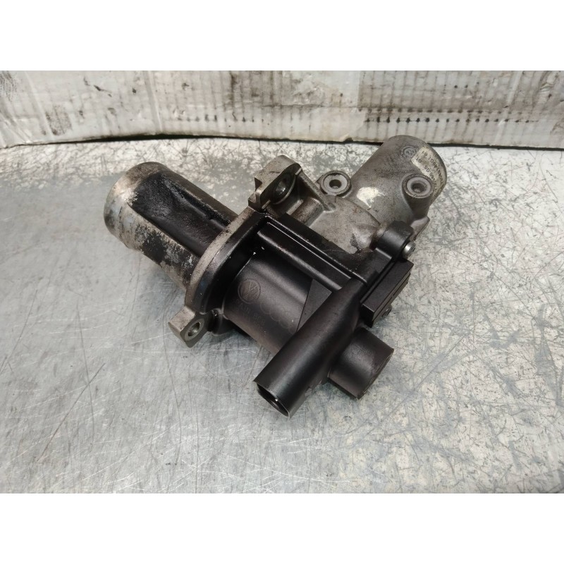 Recambio de valvula egr para audi a4 berlina (8e) 2.0 tdi quattro (dpf) (103kw) referencia OEM IAM 700365050 038131501BH 