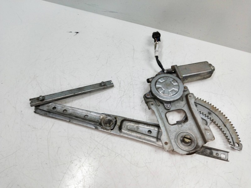 Recambio de elevalunas delantero izquierdo para opel monterey 3.1 turbodiesel referencia OEM IAM 8978000470  4P