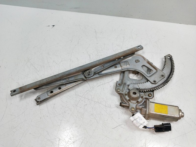 Recambio de elevalunas delantero izquierdo para opel monterey 3.1 turbodiesel referencia OEM IAM   4P