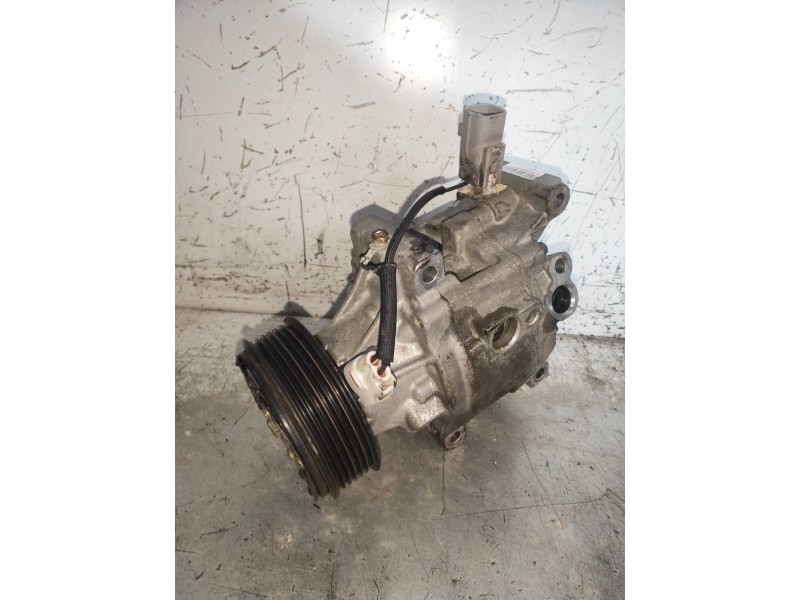 Recambio de compresor aire acondicionado para toyota corolla (e12) 1.6 linea luna berlina referencia OEM IAM 4472206352 03F05809