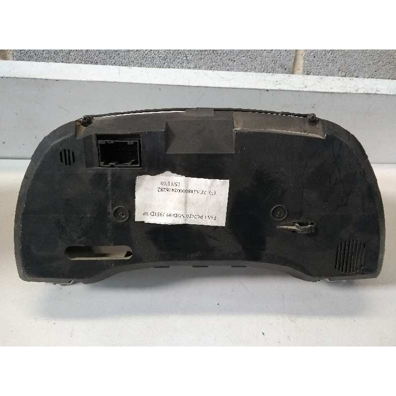 Recambio de cuadro instrumentos para fiat punto berlina (188) 1.9 jtd cat referencia OEM IAM 46812967 38 90689 503000342900
