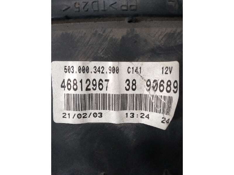 Recambio de cuadro instrumentos para fiat punto berlina (188) 1.9 jtd cat referencia OEM IAM 46812967 38 90689 503000342900