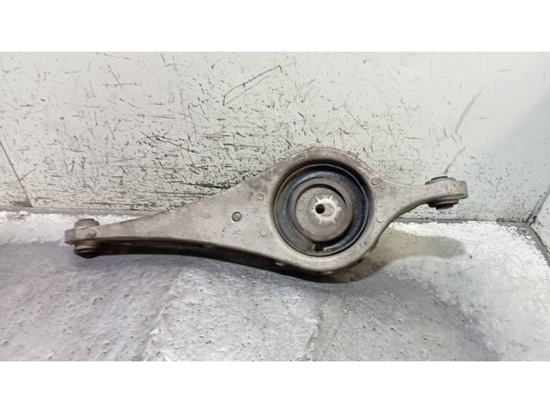 Recambio de brazo suspension inferior trasero izquierdo para volvo v60 kombi kinetic referencia OEM IAM   