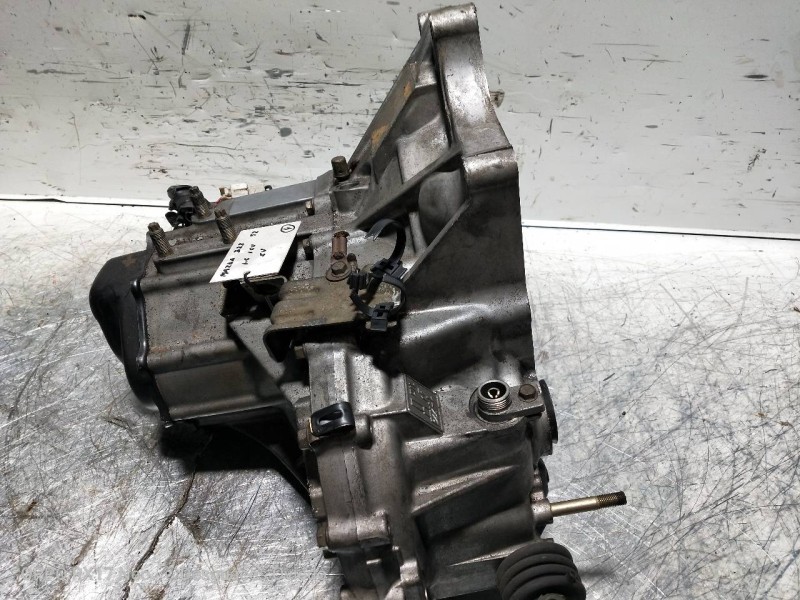 Recambio de caja cambios para mazda 323 berlina c/f/s (ba) 1.8 cat referencia OEM IAM    Recambio de caja cambios para mazda 323 berlina c/f/s (ba) 1.8 cat referencia OEM IAM