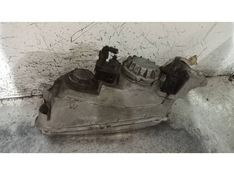 Recambio de faro derecho para hyundai h 1 h 1 furg.caja cerr.c. puerta referencia OEM IAM   