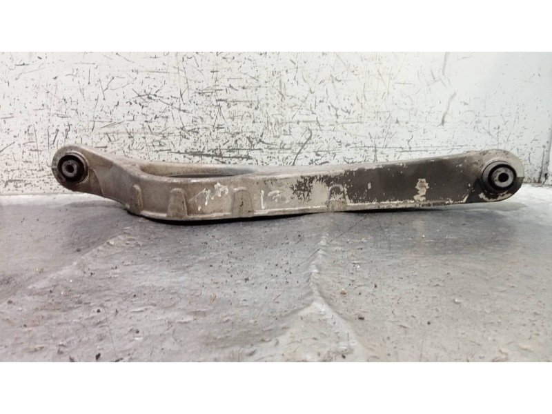 Recambio de brazo suspension inferior trasero izquierdo para volvo v60 kombi kinetic referencia OEM IAM   