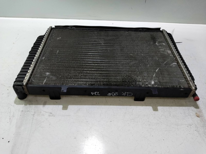 Recambio de radiador agua para mercedes clase clk (w208) coupe 230 compressor (evo) (208.348) referencia OEM IAM 2025002203   Recambio de radiador agua para mercedes clase clk (w208) coupe 230 compressor (evo) (208.348) referencia OEM IAM 2025002203