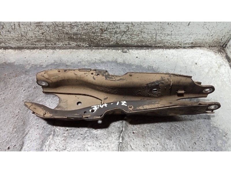 Recambio de brazo suspension inferior trasero izquierdo para mercedes clase s (w221) berlina 450 l (221.170) referencia OEM IAM 