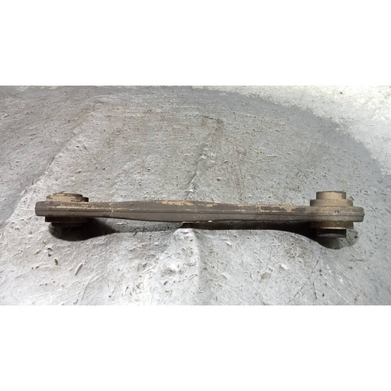 Recambio de brazo suspension superior trasero derecho para mercedes clase s (w221) berlina 450 l (221.170) referencia OEM IAM 22