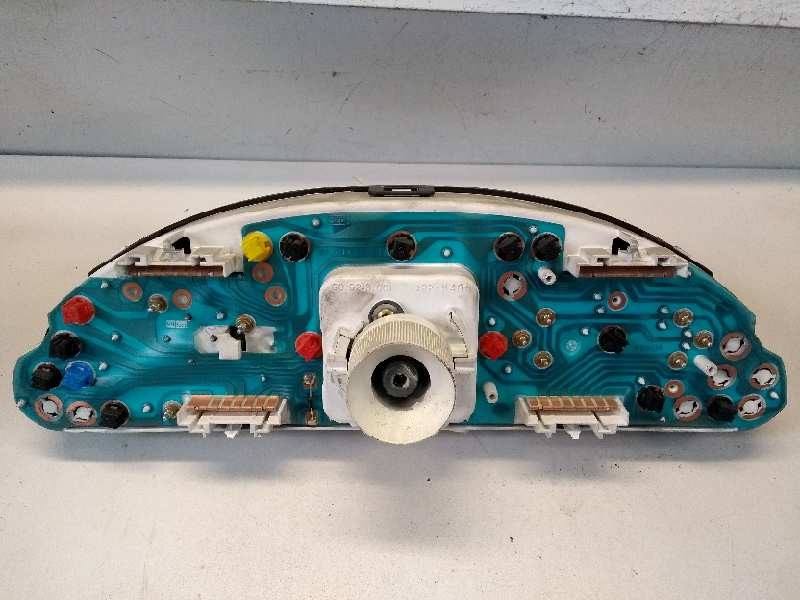 Recambio de cuadro instrumentos para fiat punto berlina (176) 1.2 cat referencia OEM IAM 46744904 60626021  Recambio de cuadro instrumentos para fiat punto berlina (176) 1.2 cat referencia OEM IAM 46744904 60626021