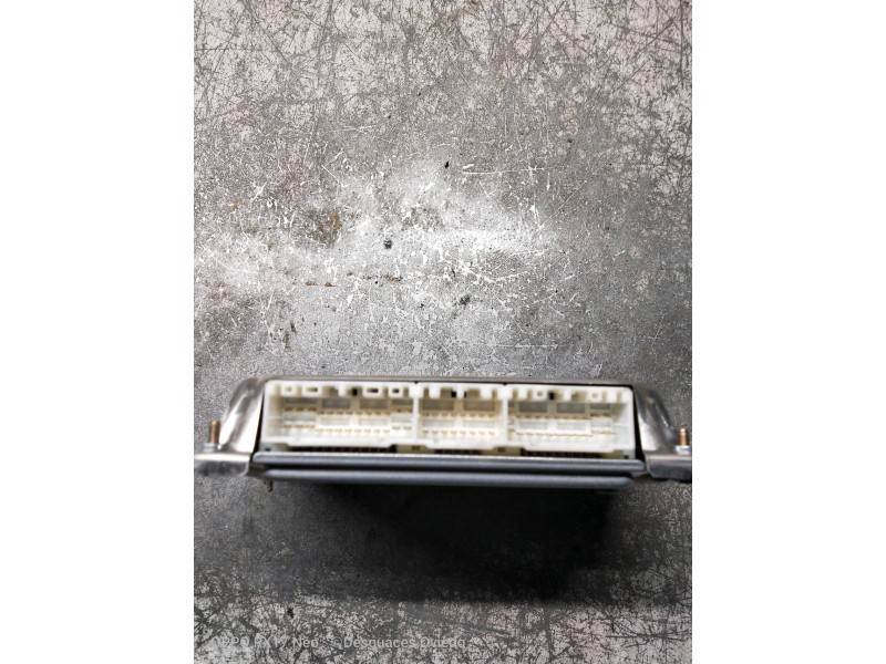 Recambio de centralita motor uce para toyota corolla (e12) 1.6 linea luna berlina referencia OEM IAM 8966113250 1752008301 