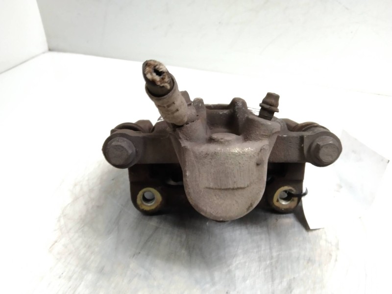 Recambio de pinza freno trasera derecha para toyota corolla (e12) 1.4 d-4d luna compact referencia OEM IAM   