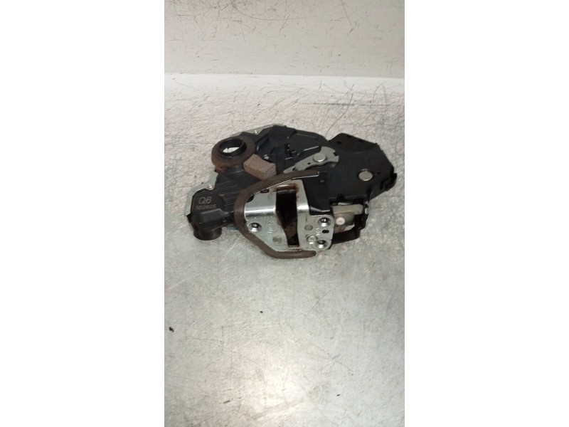 Recambio de motor cierre centralizado delantero izquierdo para toyota land cruiser (j15) basis referencia OEM IAM   
