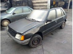 peugeot 205 berlina del año 1986