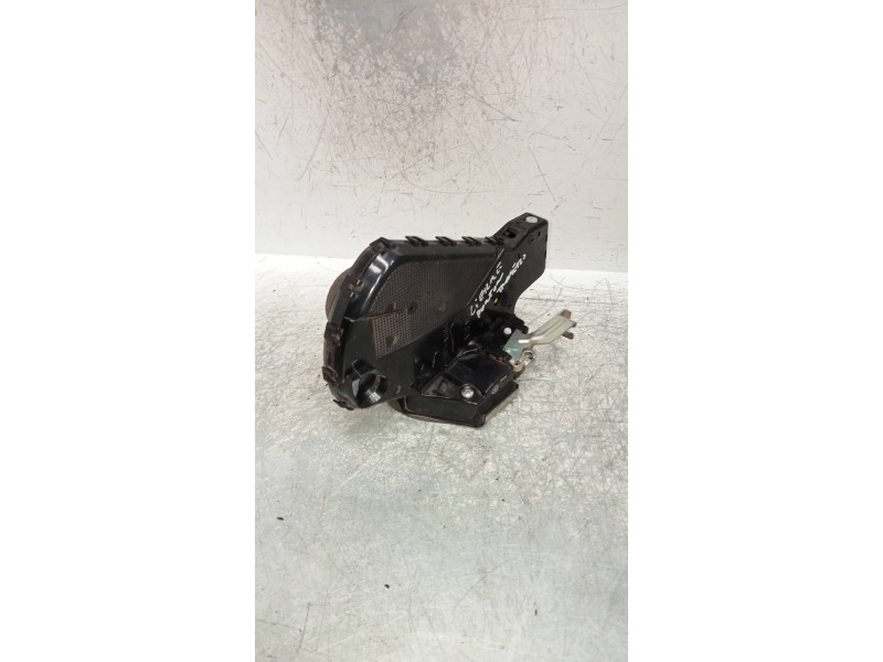 Recambio de motor cierre centralizado porton para toyota land cruiser (j15) basis referencia OEM IAM   