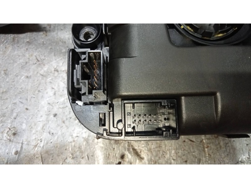 Recambio de mando luces para bmw serie 1 coupe (e82) 120d referencia OEM IAM 912303302  