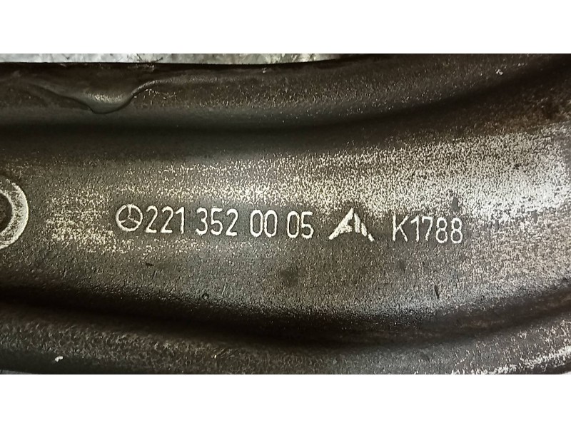 Recambio de brazo suspension superior trasero izquierdo para mercedes clase s (w221) berlina 450 l (221.170) referencia OEM IAM 