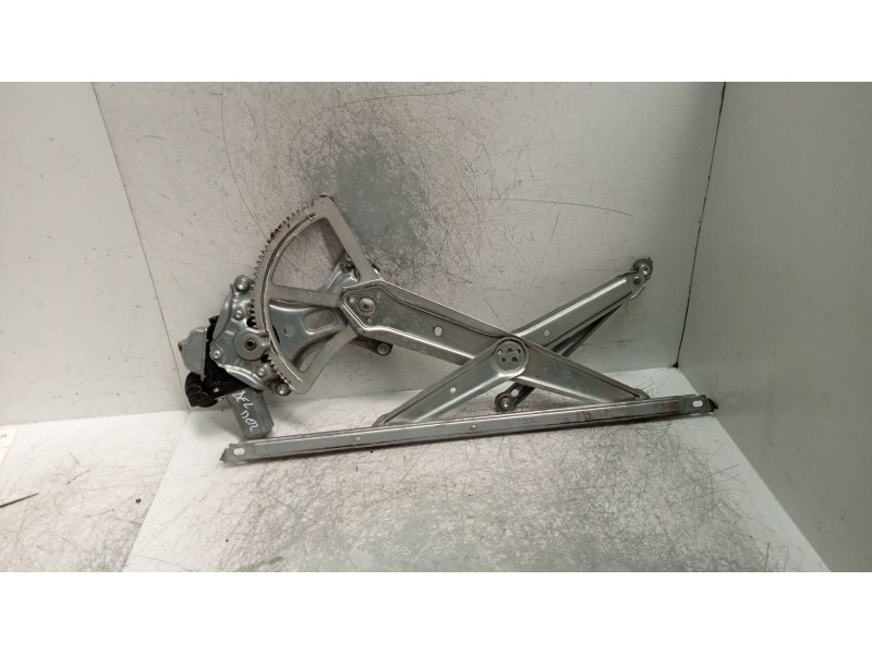 Recambio de elevalunas delantero derecho para toyota land cruiser (j15) basis referencia OEM IAM   