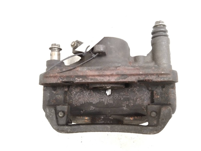 Recambio de pinza freno delantera izquierda para toyota hilux 2.4 referencia OEM IAM    Recambio de pinza freno delantera izquierda para toyota hilux 2.4 referencia OEM IAM