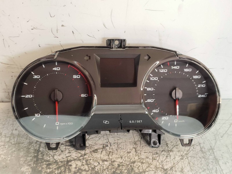 Recambio de cuadro instrumentos para seat ibiza (6j5) ecomotive referencia OEM IAM 6J0920801A  