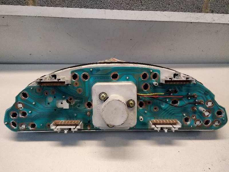 Recambio de cuadro instrumentos para fiat punto berl. (176) 1.7 turbodiesel cat referencia OEM IAM 46478419 60625810  Recambio de cuadro instrumentos para fiat punto berl. (176) 1.7 turbodiesel cat referencia OEM IAM 46478419 60625810