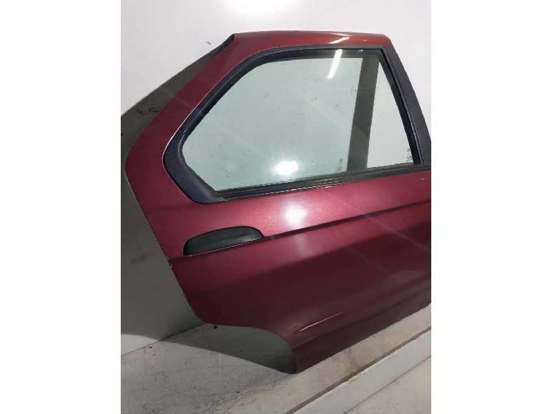 Recambio de puerta trasera derecha para alfa romeo 146 2.0 turbodiesel referencia OEM IAM   