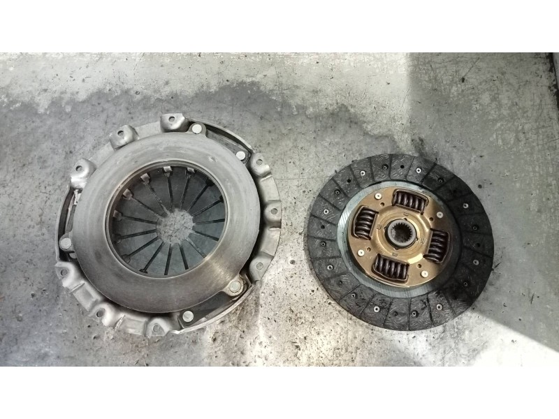Recambio de kit embrague para hyundai h 1 h 1 furg.caja cerr.c. puerta referencia OEM IAM   